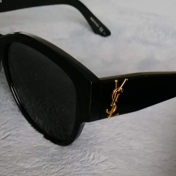 Ysl sunglasses SOLD - Picture 4 of 6